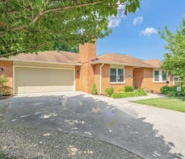 7049 Hunters Trail property image - 1