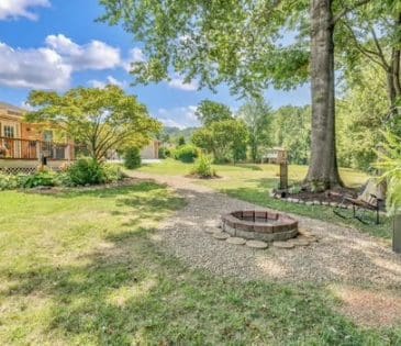 7049 Hunters Trail property image - 31