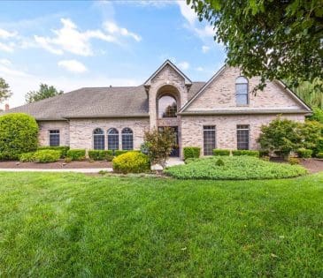821 McGuffeys Drive property image - 1