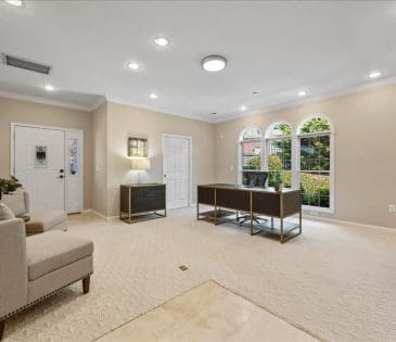 821 McGuffeys Drive property image - 10